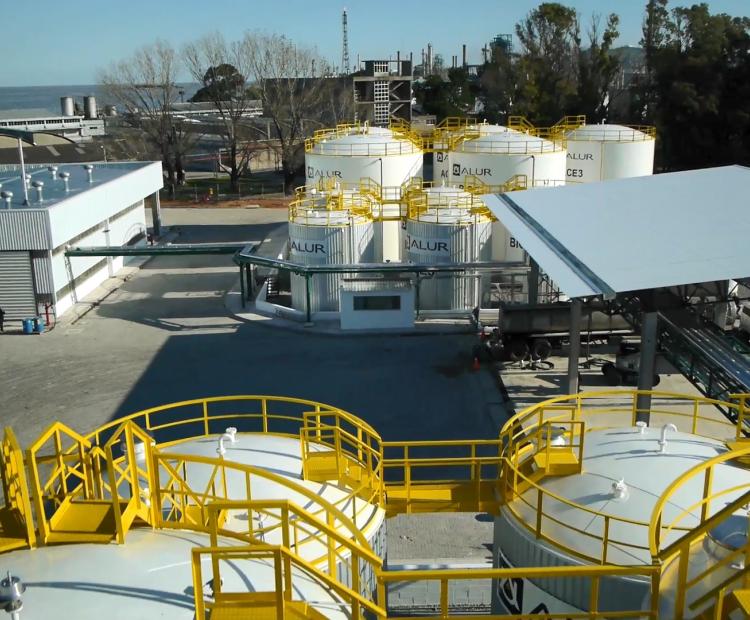 ALUR EXPORTÓ 11.000 TONELADAS DE ACEITE CRUDO A CHILE Y BANGLADESH